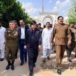 ڈی پی او اور ڈی سی شیخوپورہ گردوارہ سچا سودا میں سیکیورٹی انتظامات کا معائنہ کر رہے ہیں۔